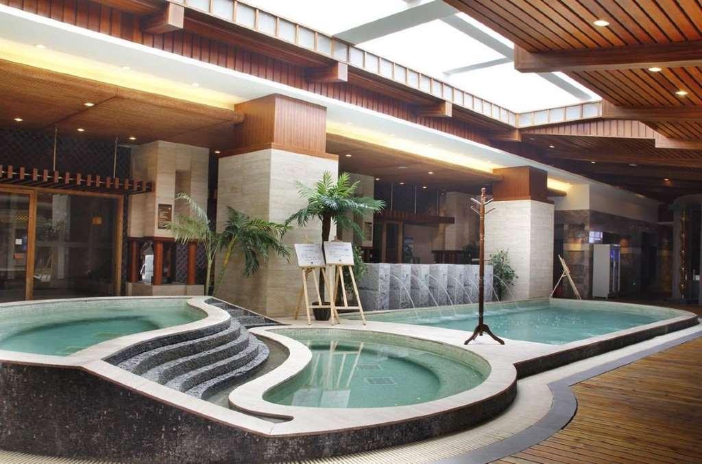 Grand Oriental Hotel Ντονγκουάν Ανέσεις φωτογραφία